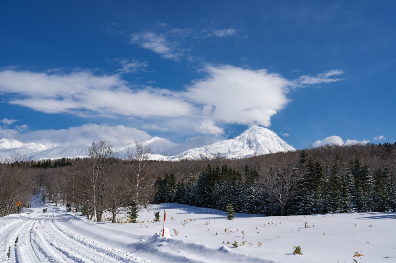 真冬の知床連山